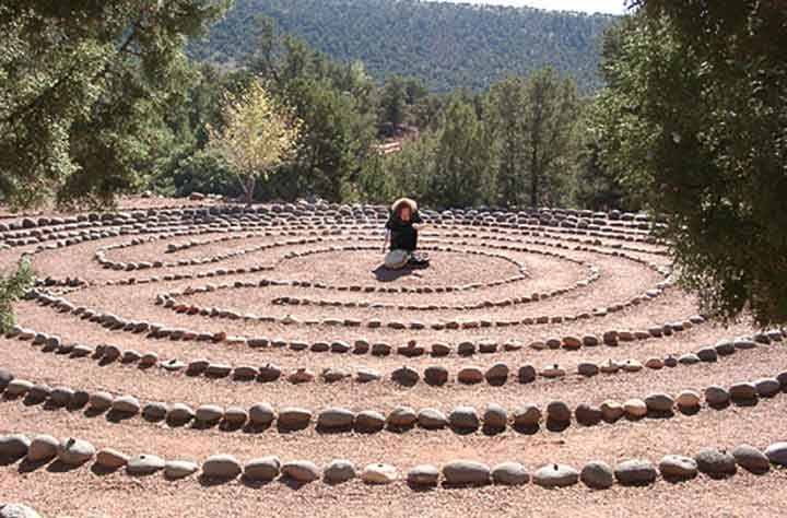 labyrinth self healing walk exercise